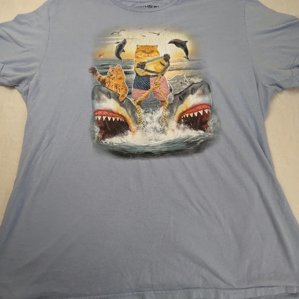 FIFTH Sun Shark Skiing Cats XL - Picture 2 of 8